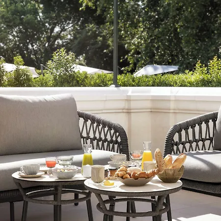 Hotel La Nauve - Et Jardin *