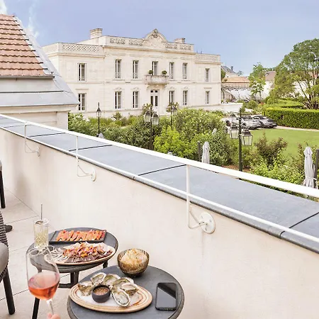 La Nauve - Et Jardin Hotel *