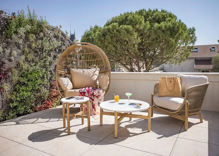 La Nauve - Et Jardin * Cognac